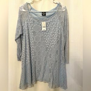 CALSTYLE Tunic Light Blue Large New with Tags